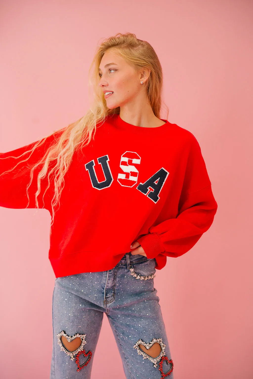 BORN IN THE USA RED PULLOVER