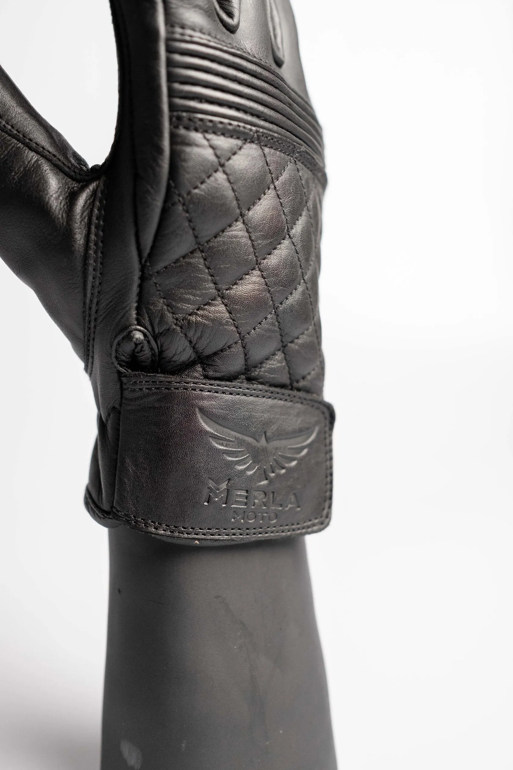 Cafe Quilted Leather Motorcycle Gloves - Black