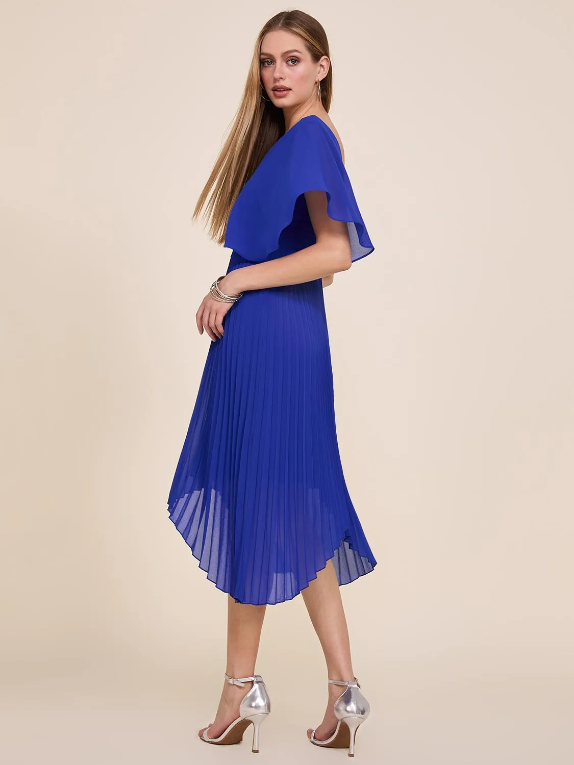 Cape Sleeve Pleated Chiffon Midi Dress