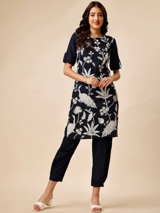 Embroidered Roll-Up Sleeves Thread Work Regular Kurta & Trousers