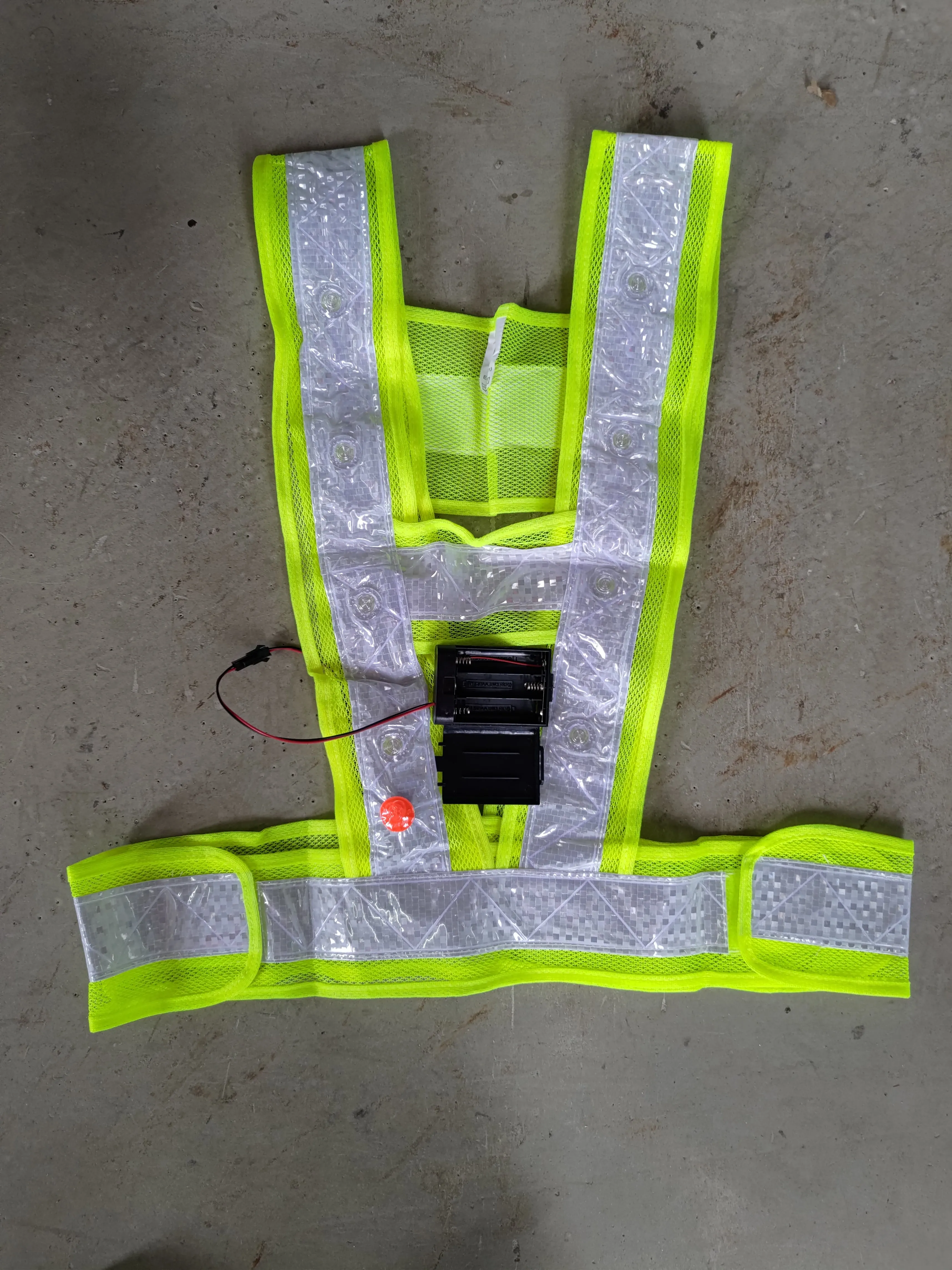 Green/Red LED Reflective Safety Vest (Free Size,16 Led Without Logo) | Model: VEST-