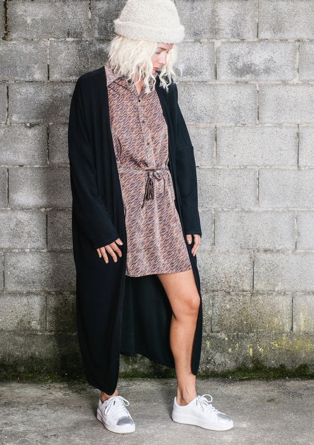 LIMITED EDITION - DRESS WITH BELT - PRINTED CUPRO grey/rust