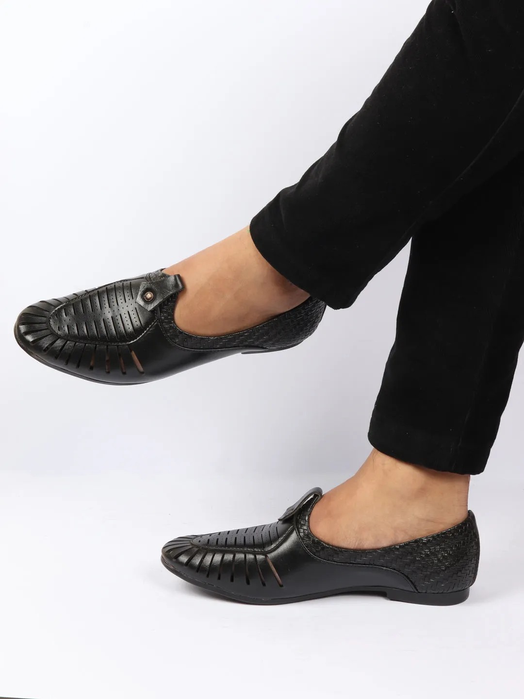 Men Black Laser Cut Knitted Design Ethnic Wedding Slip On Juttis and Mojaris