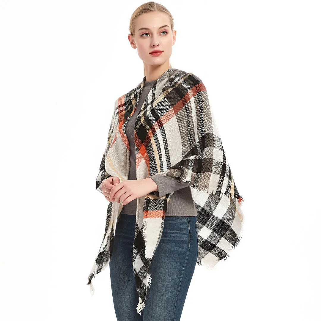 Multicolor Contrast Plaid Pattern Frayed Hem Knit Triangle Scarf