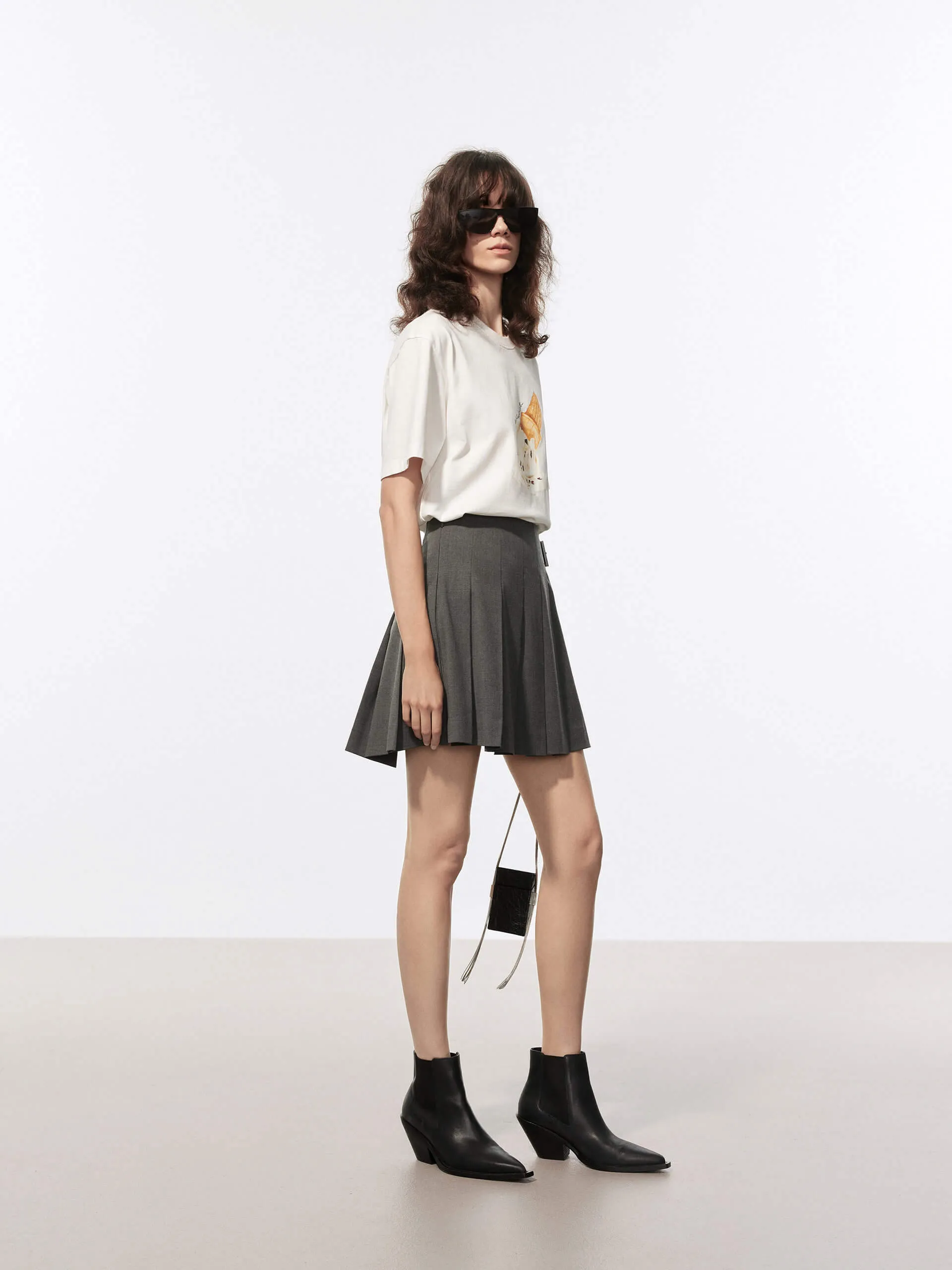 Side Buckle Pleated Skirt